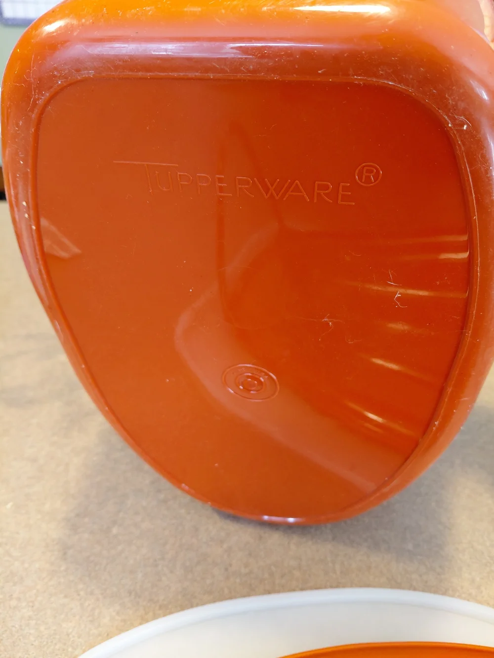Vtg Tupperware Roast/Ham Keeper~Orange With Lid & Holder ~3 Pcc